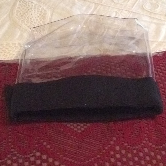 Sturdy Clear see👀through carry travel ✈️bag🛩 - Picture 3 of 3